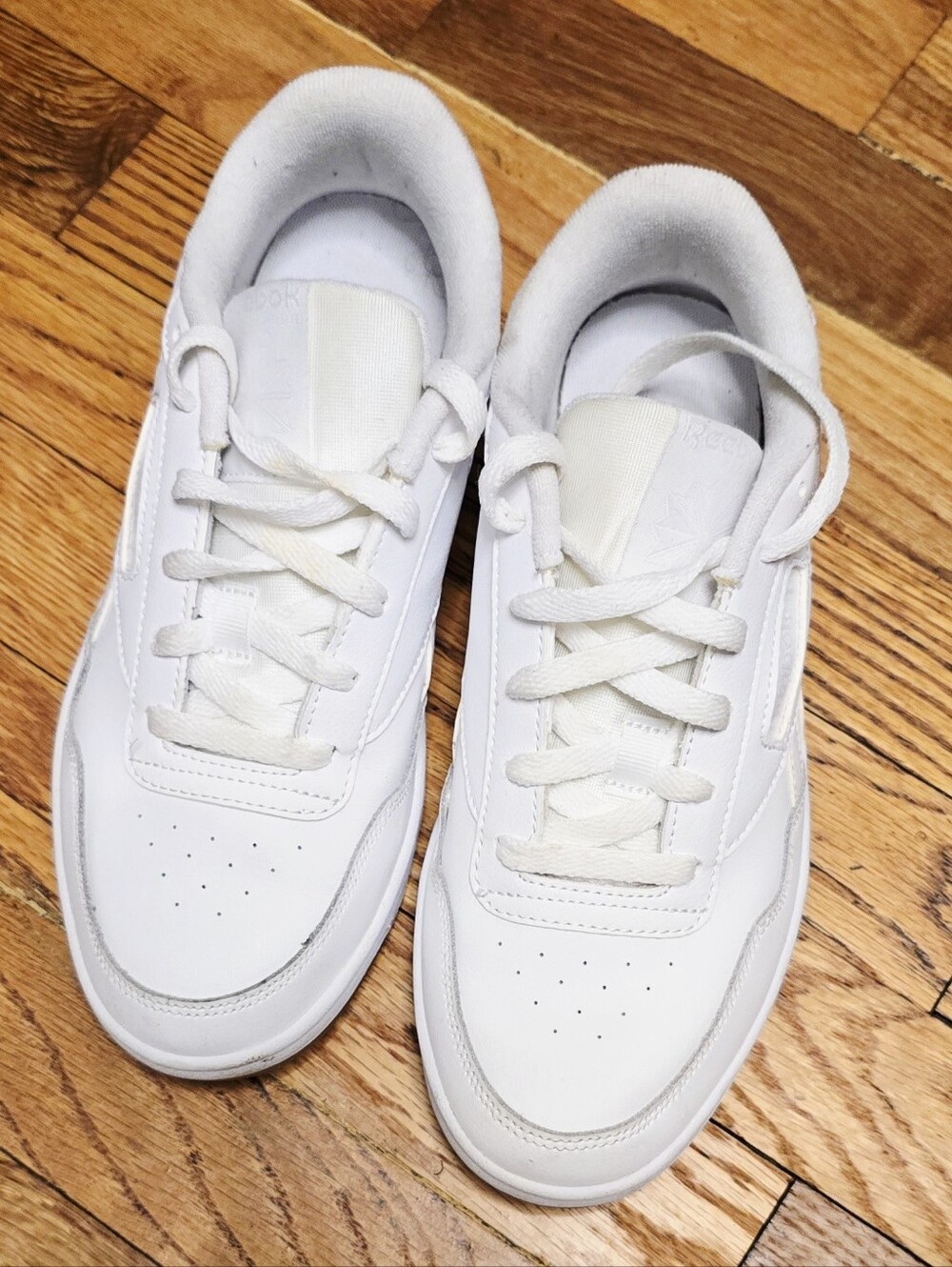 Women's | Reebok | All-White Leather Sneakers | Size 9